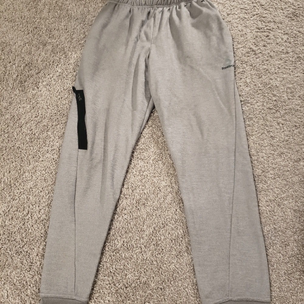 Reebok sweatpants( Men's small)